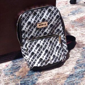 Hitman Moneymaker - White